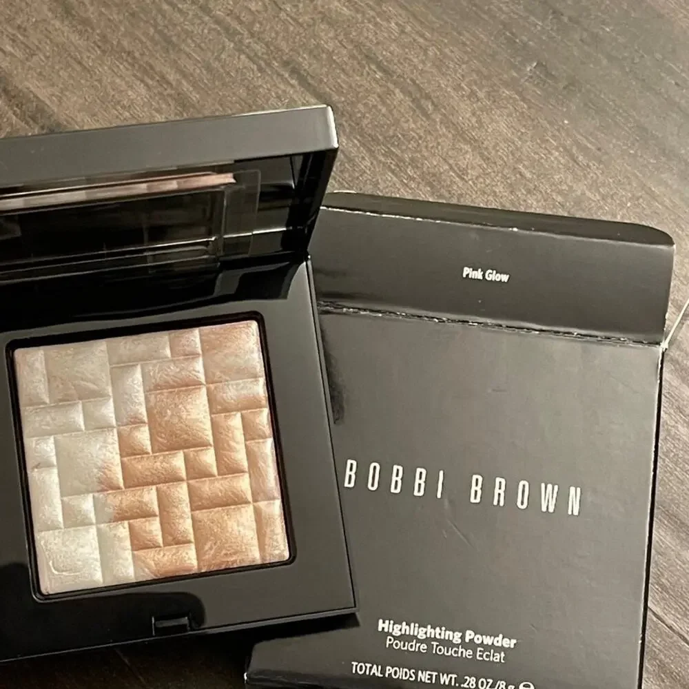NIB Bobbi Brown highlighter highlighting powder pink glow
